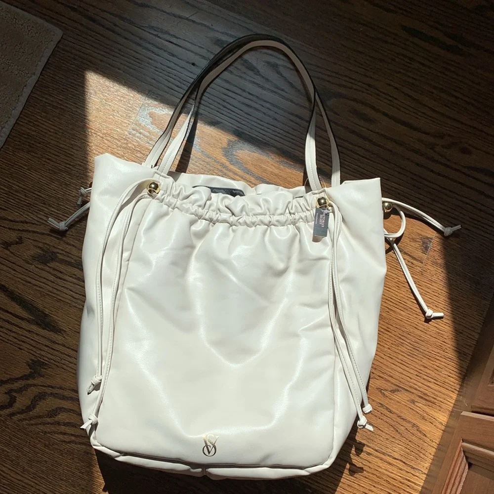 Victoria’s‎ Secret Drawstring Tote Bag